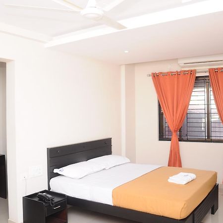 ริวา เรซิเดนซี Hotel ปาลักกัด ภายนอก รูปภาพ